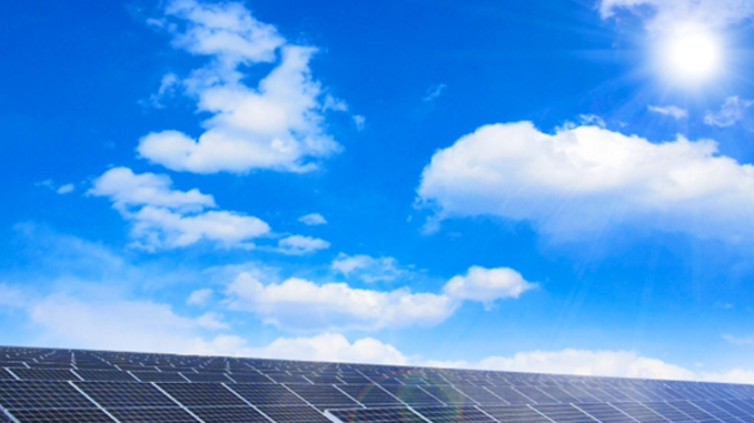 太陽光発電設備の耐用年数は？税法上のルールを解説！